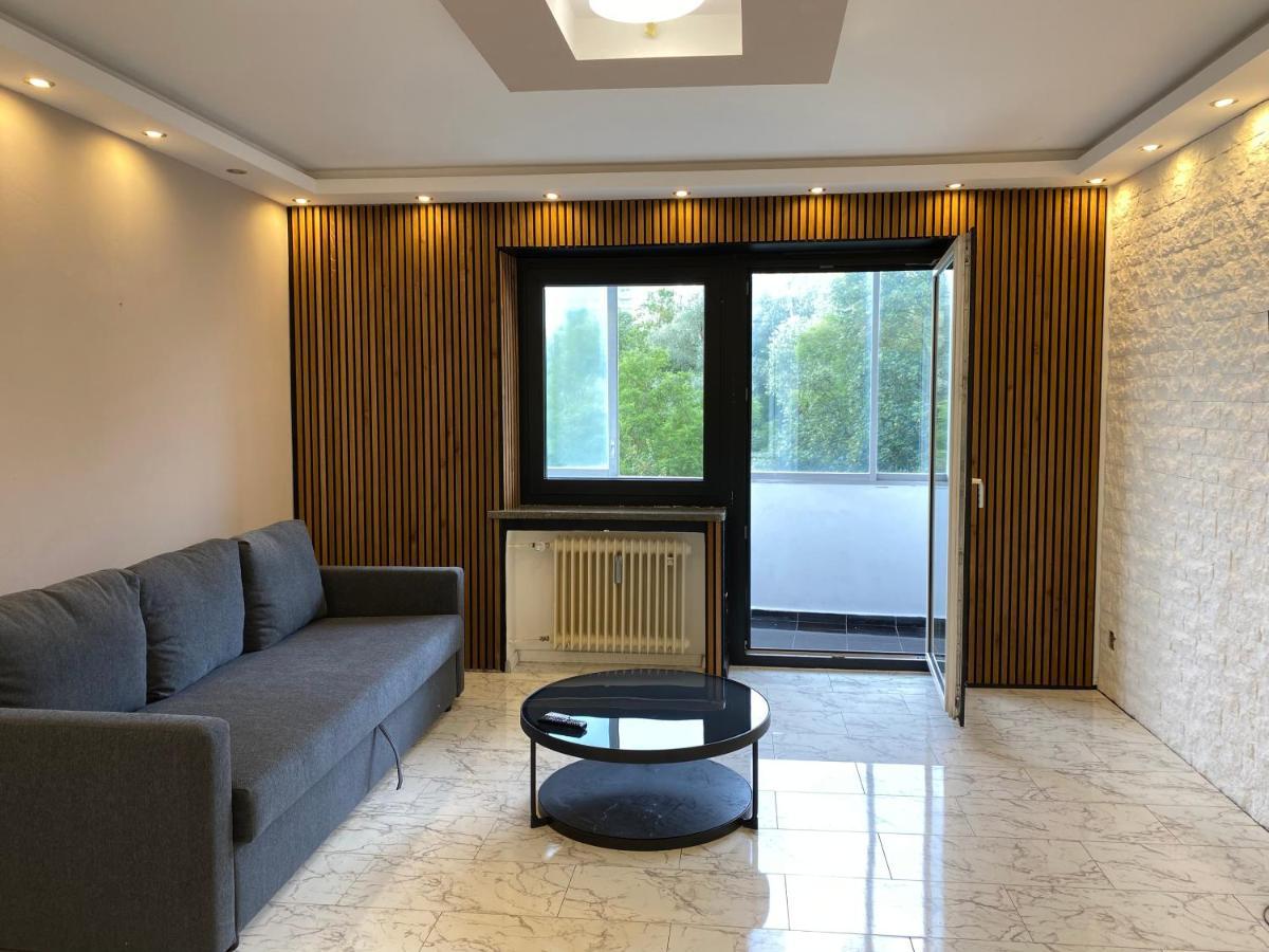4 Zw M. Blick V. Balkon Auf Lech Apartment Augsburg Luaran gambar